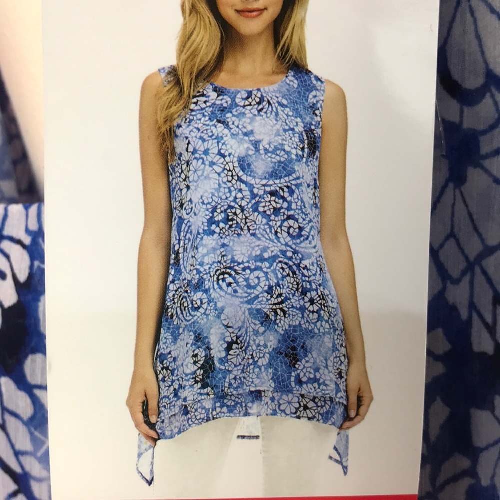 Fever Sleeveless Tunic Top NWT